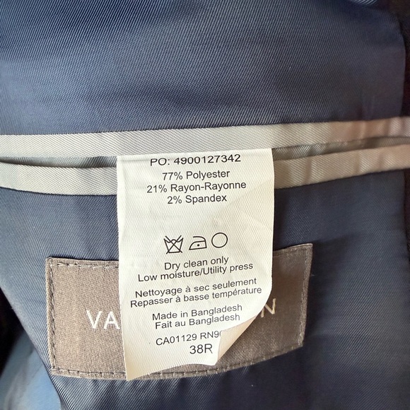 Van Heusen Men's Dark Blue Suit - Picture 10 of 16